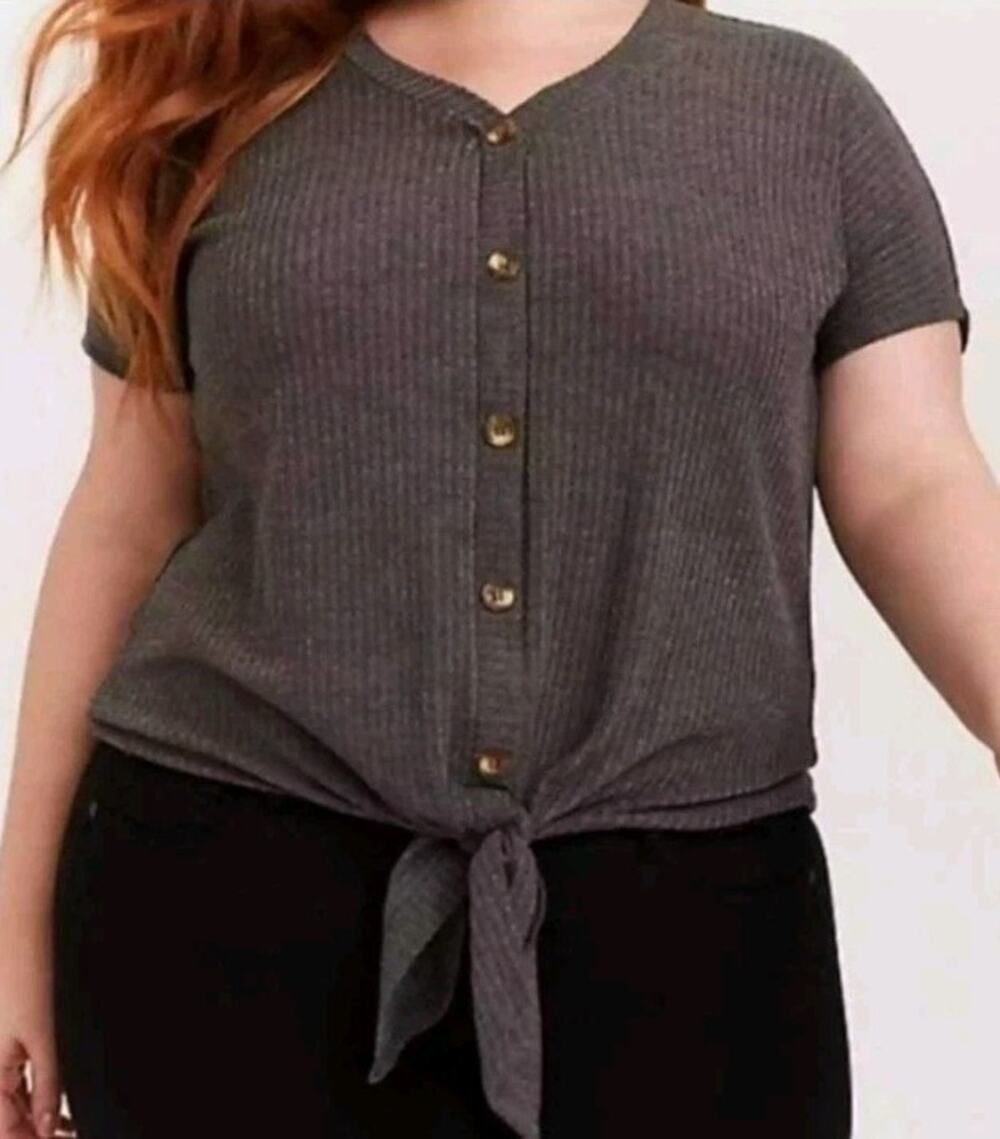 Torrid M/L Charcoal Gray Waffle Knit V-Neck Tie Waist Short Sleeve Top